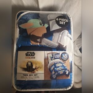 Star Wars Mandalorian Comforter Set - Blue and Green